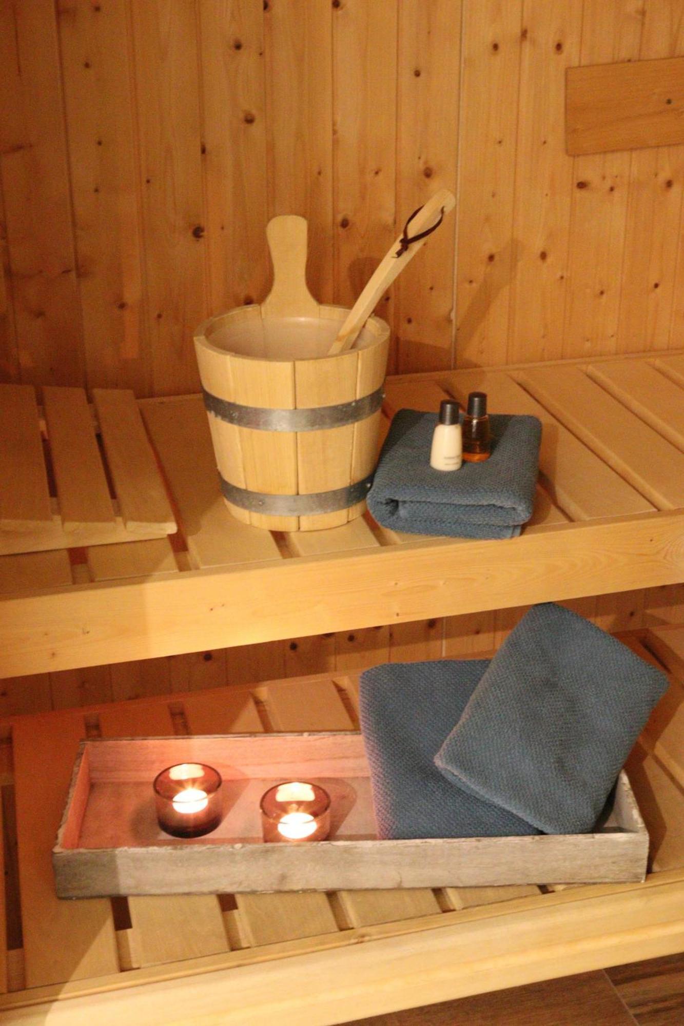 Wellnesshaus Blumenwiese Auf Dem Ostsee Ferienhof Mit Sauna-Whirlwanne Schwienkuhl Esterno foto